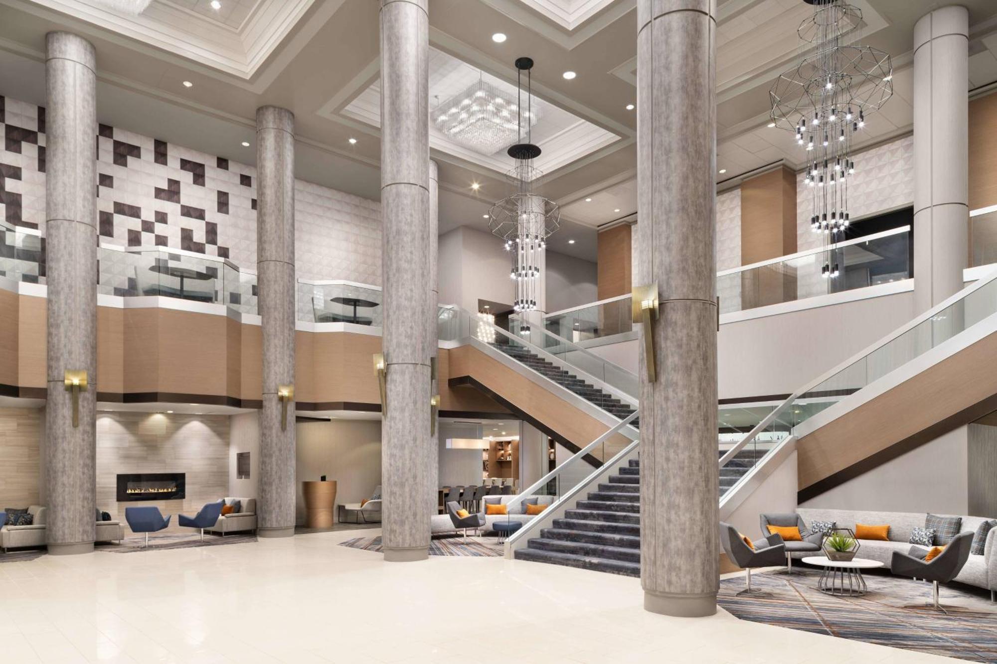Marriott Greensboro Downtown Екстер'єр фото