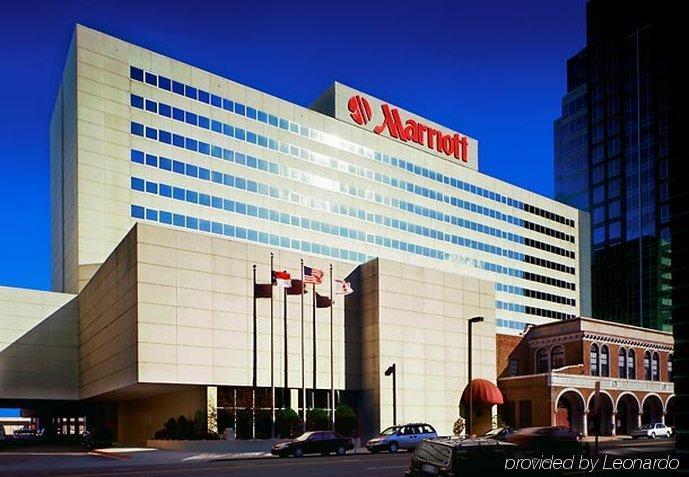 Marriott Greensboro Downtown Екстер'єр фото
