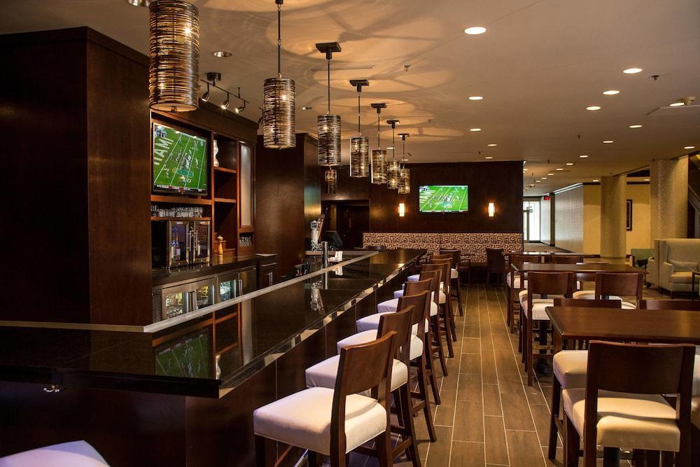 Marriott Greensboro Downtown Екстер'єр фото